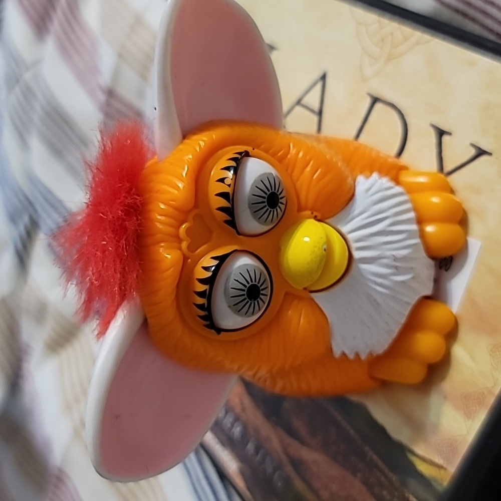 McDonalds Happy Meal Tiger Electronics 1998 3" Plastic FURBY  Orange #21